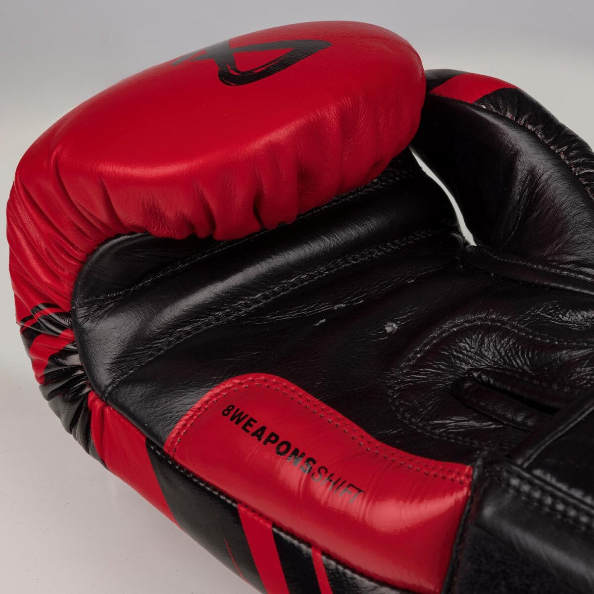 8 WEAPONS Boxing Gloves, Shift Competition