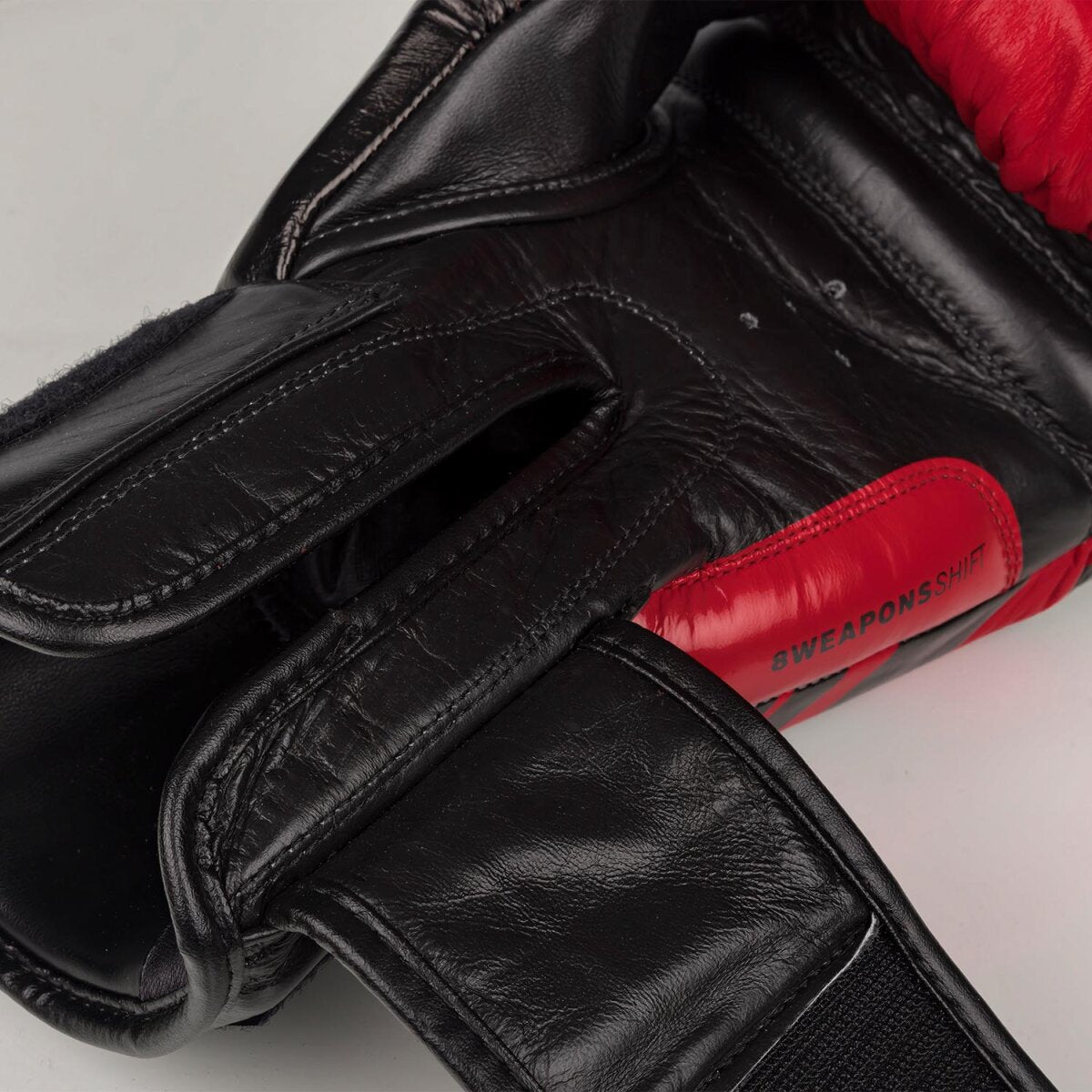 8 WEAPONS Boxing Gloves, Shift Competition
