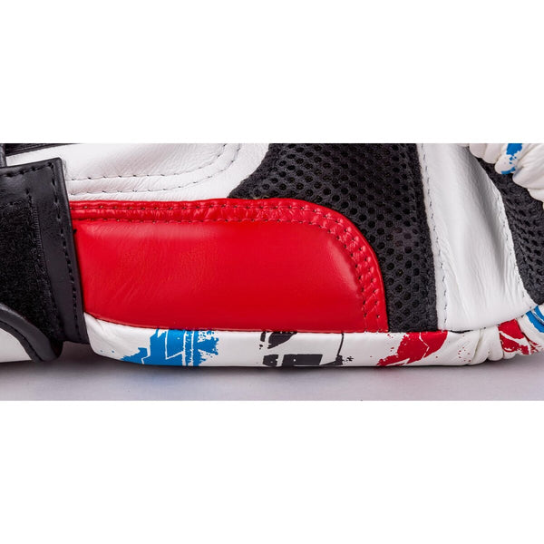 8 WEAPONS Boxing Gloves, Cut like a Blade 2.0, white