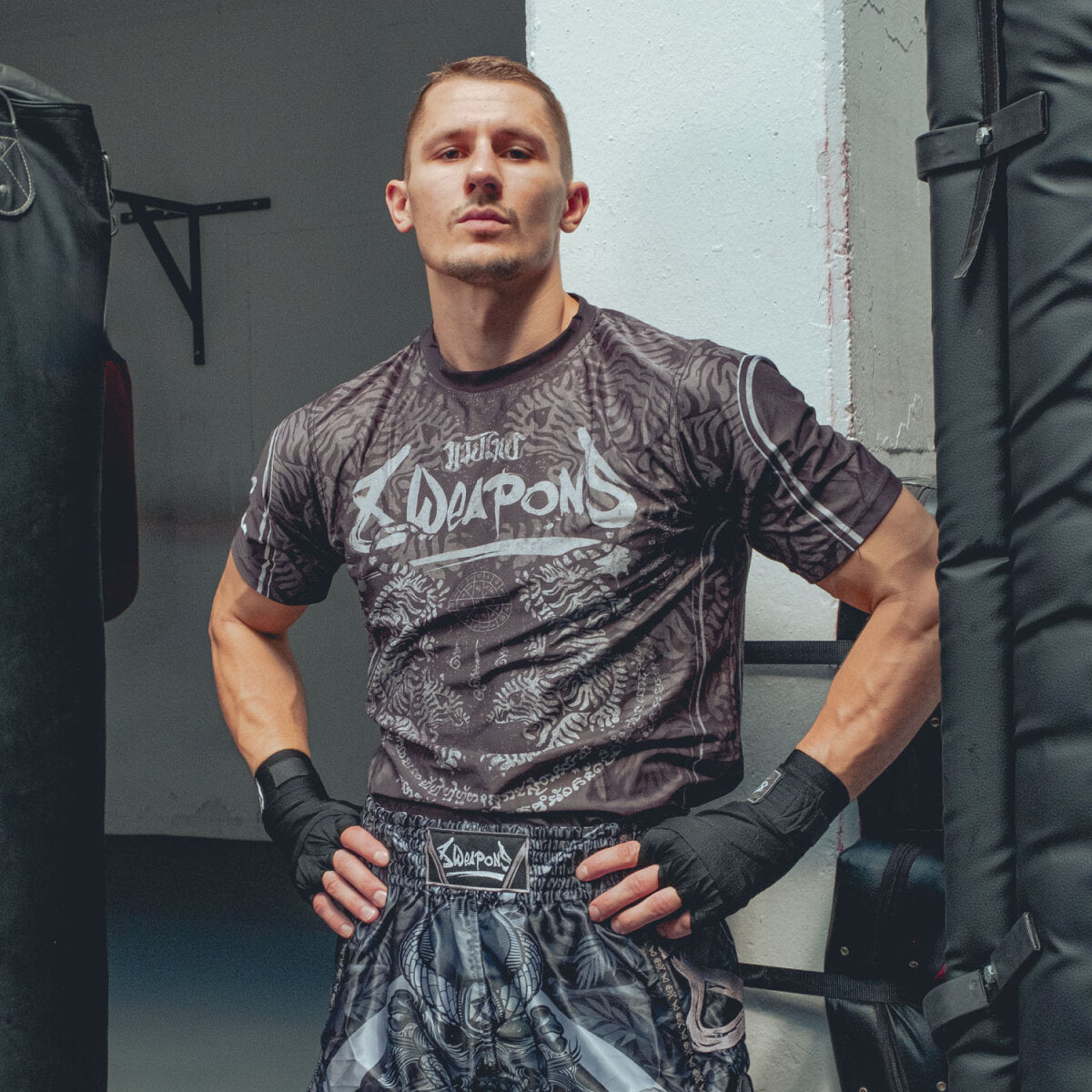 8 WEAPONS Functional T-Shirt, Tiger Yant, black-grey