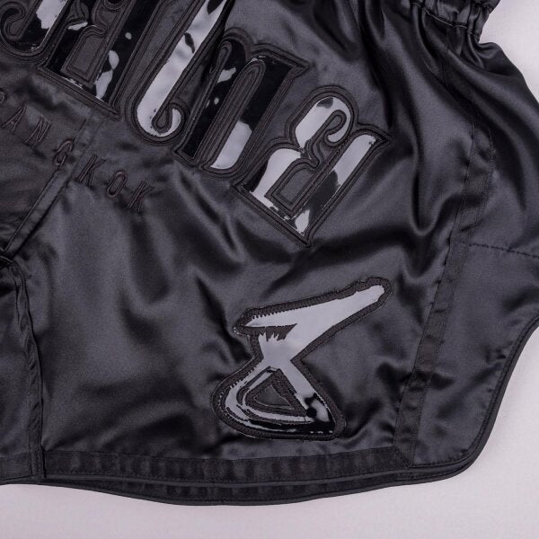 8 WEAPONS Muay Thai Shorts, Bangkok, black-black
