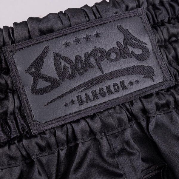 8 WEAPONS Muay Thai Shorts, Bangkok, black-black
