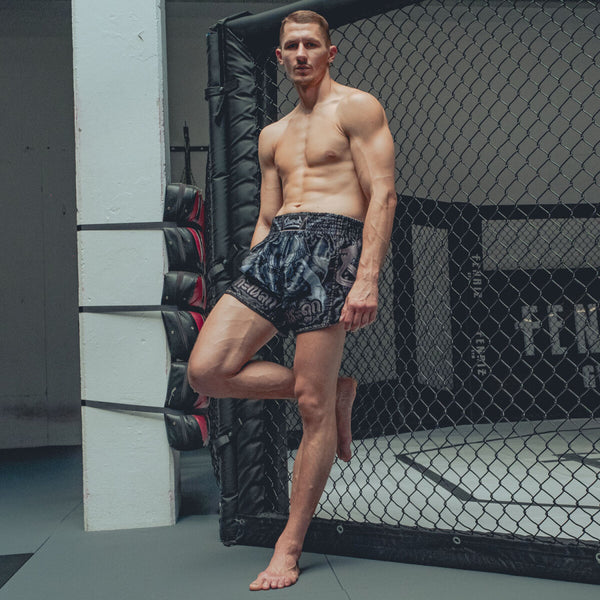 8 WEAPONS Muay Thai Shorts, Bone Island, black