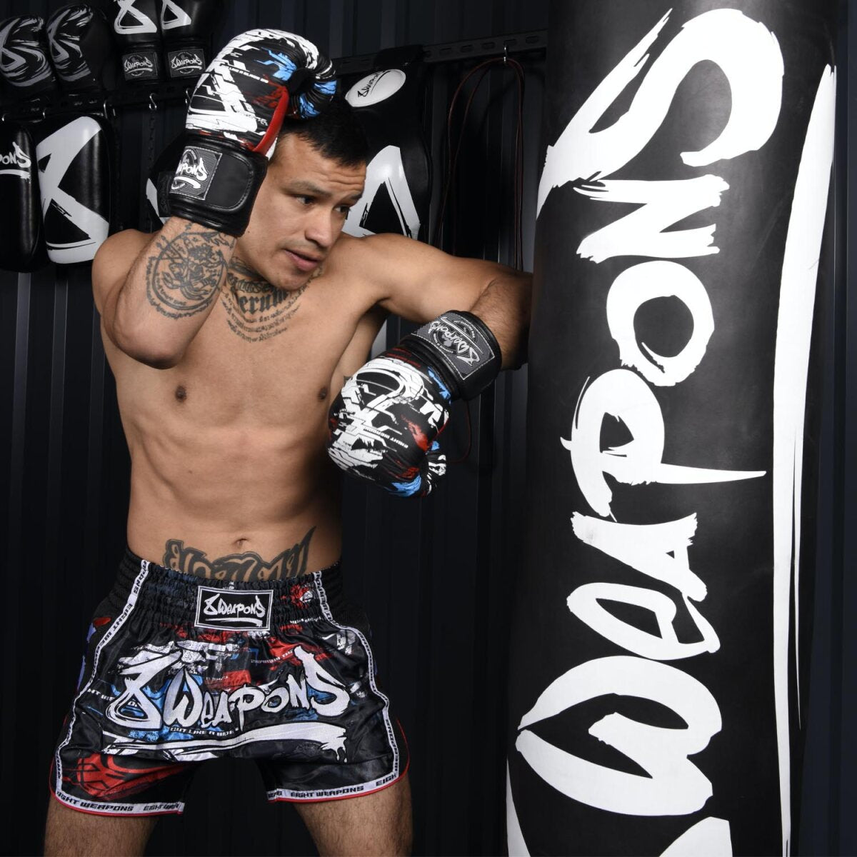 8 WEAPONS Muay Thai Shorts, Cut like a Blade 2.0, black