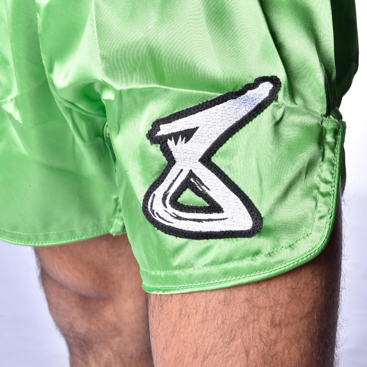 8 WEAPONS Strike Shorts, green