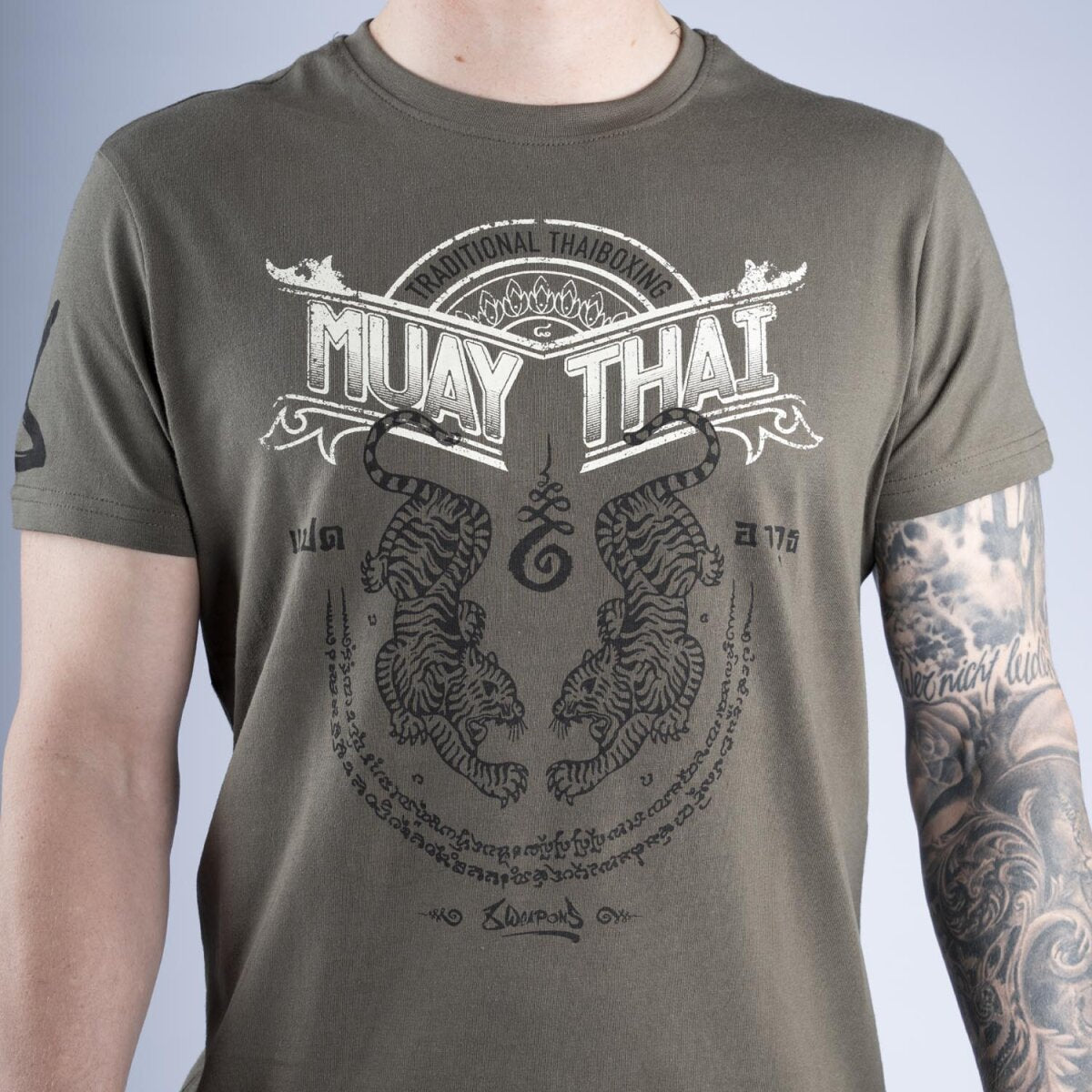8 WEAPONS T-Shirt, Sak Yant Tigers, olive